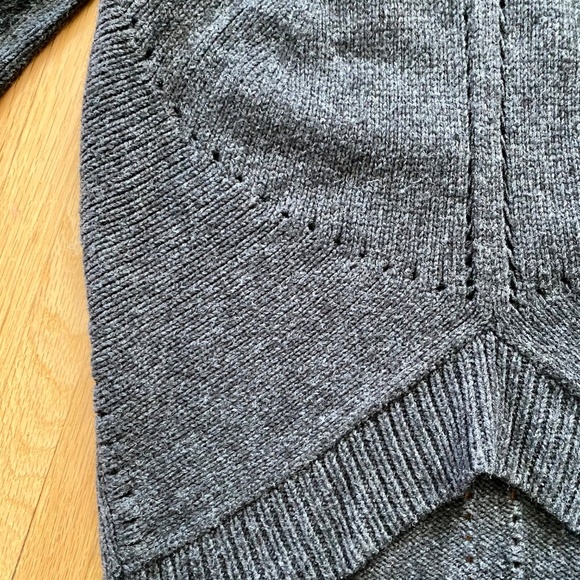 Ann Taylor LOFT Charcoal Gray Cowl Neck Asymmetrical Hem Sweater Size M - Picture 9 of 12